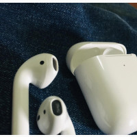 Original Apple #Airpod2