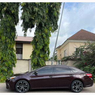 Toyota Avalon 2013 Beige