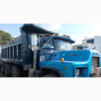 New Arrival 30tons DM Mack Twelve Tyres Tipper Truck 24valve