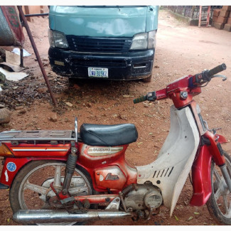 Yamaha Majesty 2011 Red