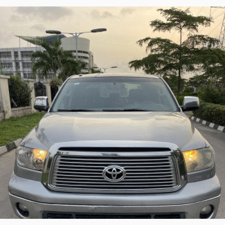 Toyota Tundra Double Cab 4x4 Limited 2010 Silver