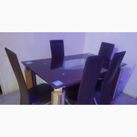 Home Interiors Dining Set - Stylish and Comfortable