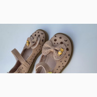 Girls Sandals - Stylish and Comfortable