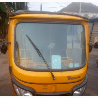 TVS Apache 160 4V 2022 Yellow