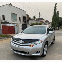 Toyota Venza V6 2010 Silver