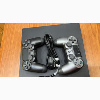 UK Used Ps 5 PRO With 2 Pads and Complete Accessories