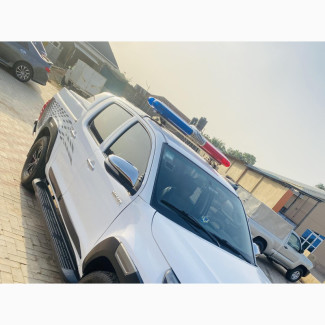 Toyota Hilux SR5 4x4 2014 White