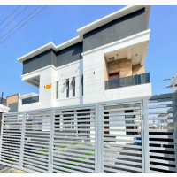 4bdrm Duplex in Off Lekki-Epe Expressway for Sale