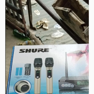 Shure UT883 Professional Wireless Microphone