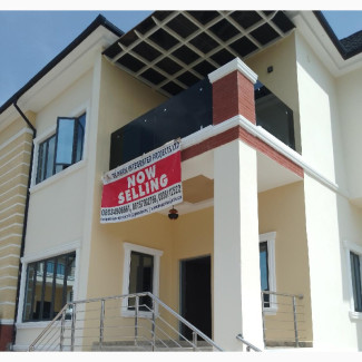 Luxury 6bdrm Duplex in Cityscape Resorts, Central Business District for sale