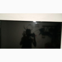 Syinix Flat Screen TV