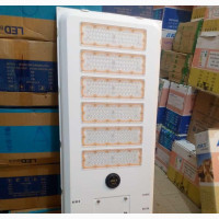 AKT 1000w Solar Street Light - Available Now