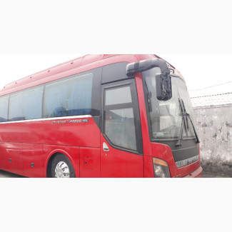 Hyundai Universe 2008 Red