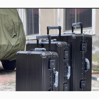 Brand New Aluminum Frame Travel Box Set - Unisex Luggage Travel Bags