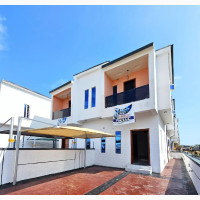 4bdrm Duplex in Atlantic Layout, Off Lekki-Epe Expressway for sale