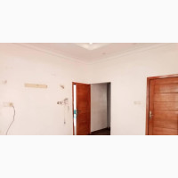 1 Bedroom Shared Apartment in Bera Estate, Chevron - Rent 850k