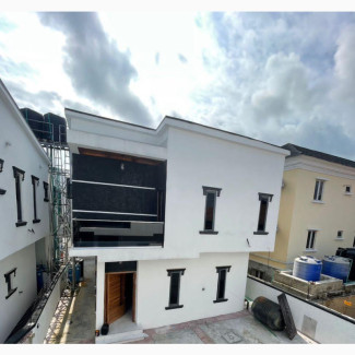 5bdrm House in Ikota Villa Estate for sale