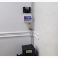 2kva Solar Power System, 220ah Batteries, 300w Solar Panels