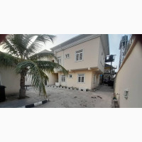 6 Bdrm Duplex for Office Use in Lekki Phase 1 for Rent