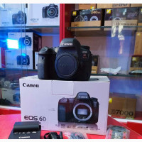 Canon 6D Mark II - High-Resolution Full-Frame Camera