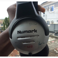 Numark HF125 | Ultra-Portable Professional DJ Headphones