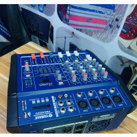 Powered Yamaha 4 Channels Professional Studio Mixer
