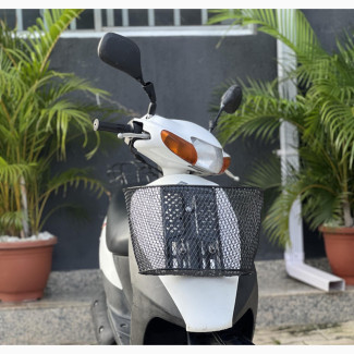 Suzuki Lets 2 Scooter - White 2006 Model