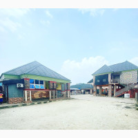 Guest House for Sale in Port Harcourt - Fully Furnished 5 Rooms with Club Lounge