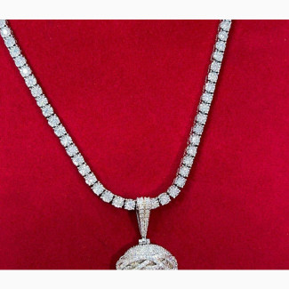 Pure Gold 750 VVS Diamond