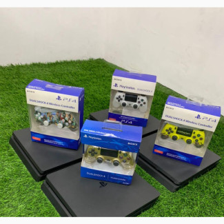 Fat Ps, 4 With 13 Games Inside 1 Pad