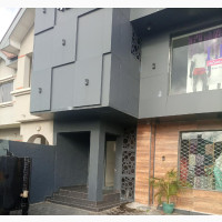 Shop for Rent in Lekki Phase 1, Lekki