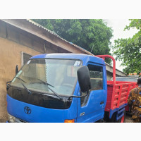 Toyota Dyna 200 a Year Used 3RZ Engine 6 Tyres