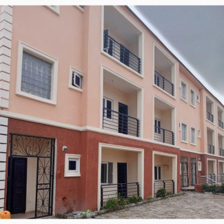 2bdrm Block of Flats in After Fish Market, Life C for rent