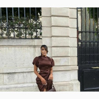 Fashionable Chiffon Gown - Perfect for Any Occasion