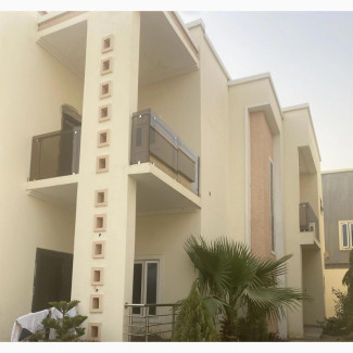 4bdrm Duplex in Tarauni for sale