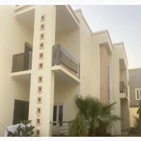 4bdrm Duplex in Tarauni for sale
