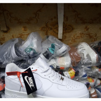 White Nike Air Force 1