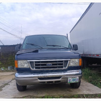 Ford E250 2005 Blue