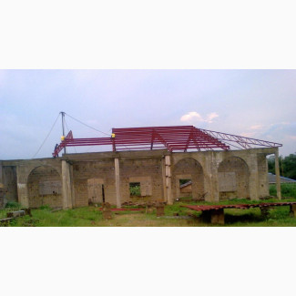 Roof Trusses Fabrication/ Metal Construction/ Wharehouse