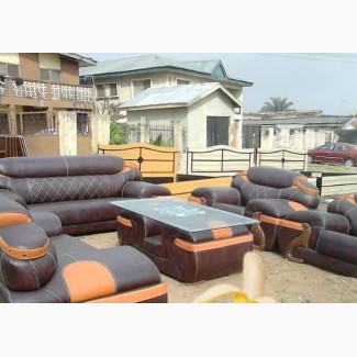 Executive Full Set of Leather Chairs With Centre Table D.M