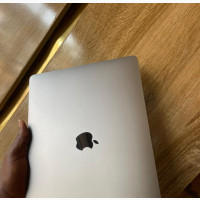 New Laptop Apple MacBook 2018 16GB SSHD (Hybrid) 256GB