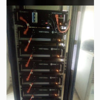 UP500 and US300 3.8kwh, 4.8kwh PYLONTECH Lithium Battery