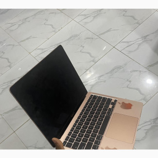 Gold Macbook Air 2020 8GB Ram 256GB - Bad Motherboard
