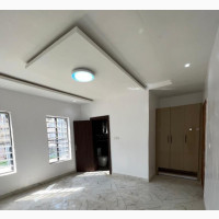 1bdrm Shared Apartment in Off Freedom Way, Lekki Phase 1 for rent