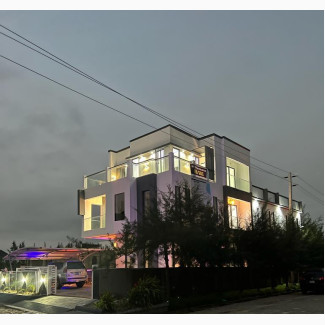 Furnished 6bdrm Duplex in Private Estate Lekki, Ikota for sale