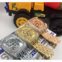 Lookworld Premier Non Fading/Non Rusting Diamond Gold Watch