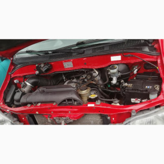 Toyota HiAce 1996 Red
