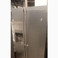 LG Side-by-Side Refrigerator with Ice Cube Maker - Tokumbo