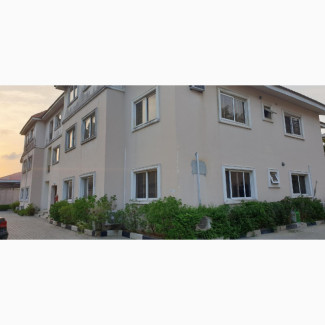4 Shared Bedroom Monthly for Rent in Lekki 1 With Pool