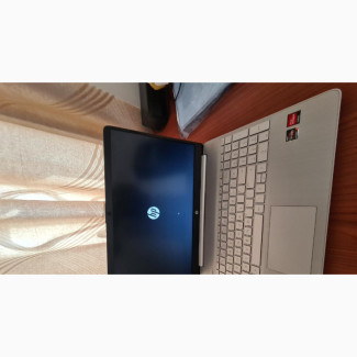 Laptop HP 255 G8 8GB AMD Ryzen HDD+SSD 256GB